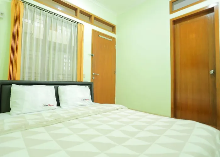 Reddoorz Near Sukajadi