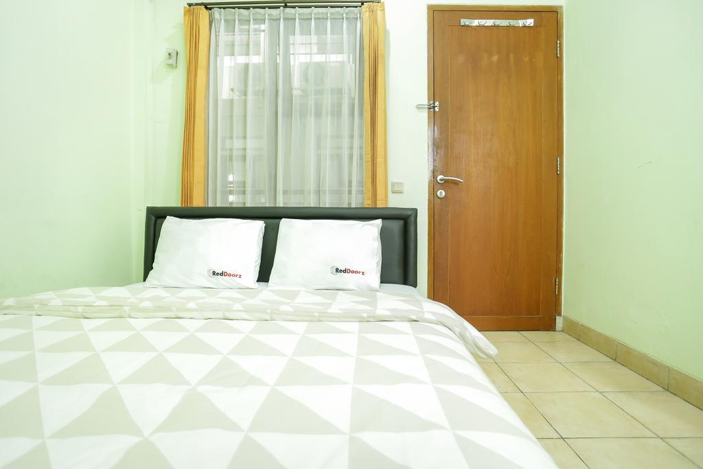 Reddoorz Near Sukajadi Wisma tamu 3*